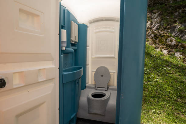 Best Porta potty delivery and setup  in Kotzebue, AK